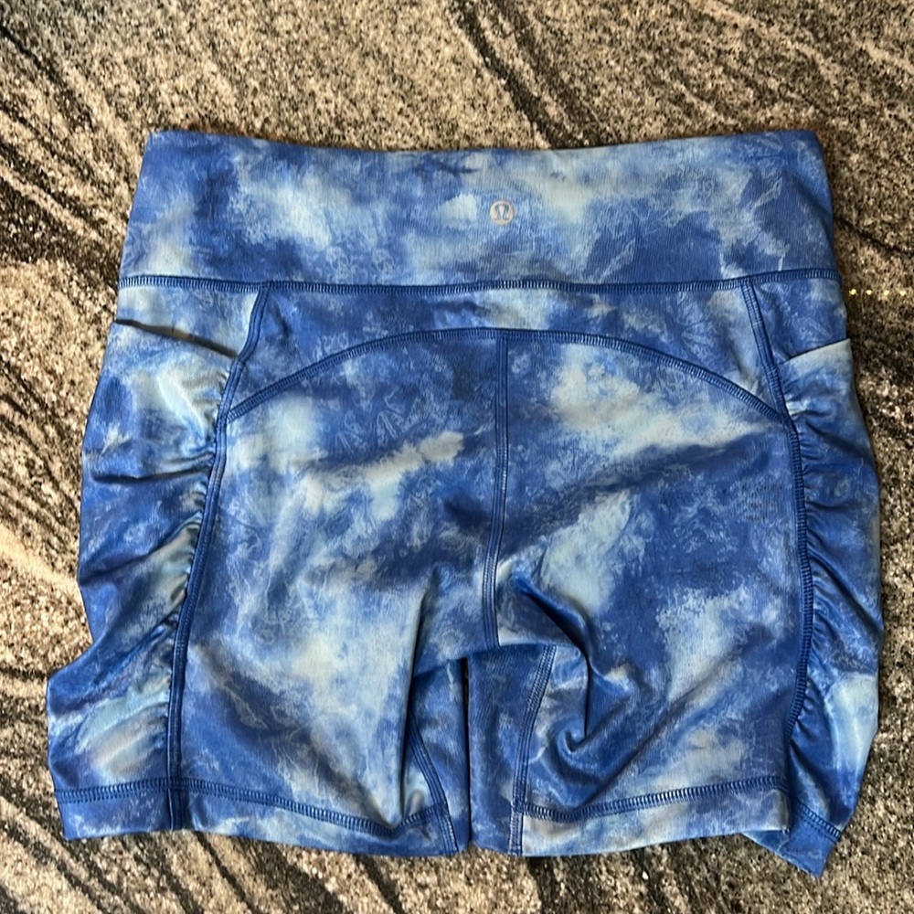 Lululemon Speed Track Short Tidal Trip Pipe Dream Blue Size 8 - Picture 2 of 9